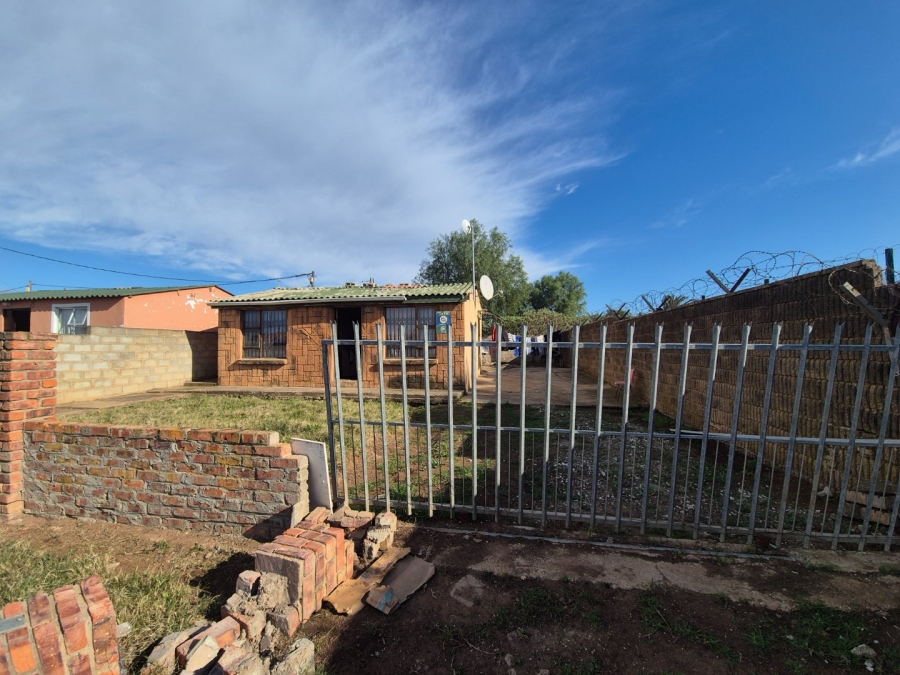 2 Bedroom Property for Sale in Kwa Nobuhle Eastern Cape